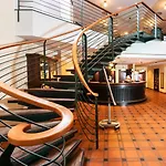 塔昂斯世界朵纳维尔酒店 酒店 林茨