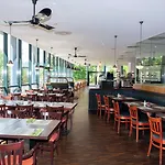 塔昂斯世界朵纳维尔酒店 酒店 林茨
