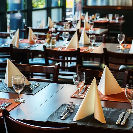 Trans World Donauwelle 4*