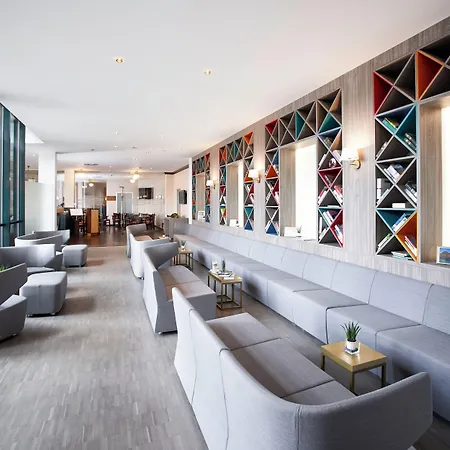 Trans World Donauwelle 4*