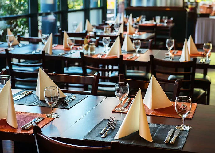 Trans World Donauwelle 4*