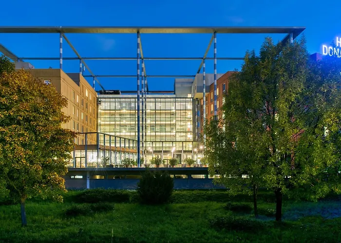 Trans World Donauwelle Otel 4*