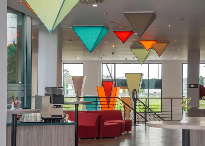 Trans World Donauwelle 4*