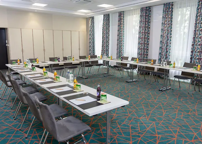 Trans World Donauwelle 4*