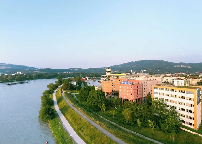 Trans World Donauwelle 4*